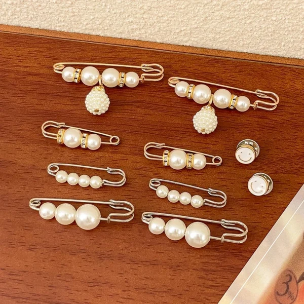 running Light Brooch Women Summer Tight Waist Adjusting Skirt Pin Fixed Clothes