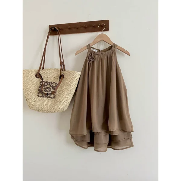 Lady silk chiffon off the shoulder blouse set with halter neck with 2 layer flared skirt detachable flower brooch women outfit